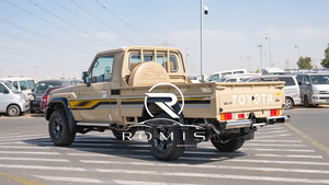 Land Cruiser LC79 Pickup 2022 4.2L 4x4 Diesel Cabina Singola 6 Posti Cerchi R18 Aria Condizionata Manuale Guida a Sinistra Sedili in Pelle Alluminio - Product Image 3