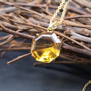 Elegant Lab <b>Citrine</b> Gemstone <b>Pendant</b> in Brass with Dual Gold and Silver Plating for Wholesale Buyers - Product Image 2