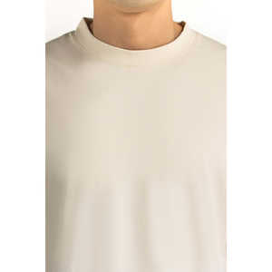 Camiseta Deportiva de Corte Regular 100% Algodón, Tejida con 200 Gramos de Peso, Diseño Gráfico Impreso en DTG y Serigrafía - Product Image 1