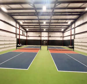 Usine métallique préfabriquée à faible coût et structure en acier <span class=keywords><strong>portable</strong></span> pour terrain de badminton pour stade extérieur - Product Image 6