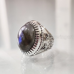 Vente en gros de bagues pour hommes en Labradorite de feu bleu naturel, pierres précieuses, pierres de naissance, toutes tailles, bijoux arabes fins, bagues en argent sterling 925 - Product Image 2