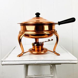 Plato de frotamiento de cobre de doble quemador con tapa resistente y esmalte antiguo adecuado para cenas finas o catering de eventos - Product Image 3