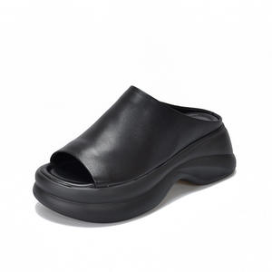 Chaussons en cuir faits main pour hommes, en cuir de vache véritable, confortables, décontractés, pour la maison, élégants, mules en cuir pour femmes - Product Image 4