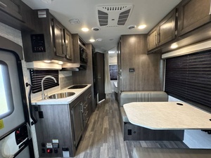 Vendeur Vérifié pour E-n-t-e-g-r-a C-o-a-c-h O-d-y-s-s-e-y Se 22CF d'occasion 2025, Prêt pour le Voyage - Product Image 6