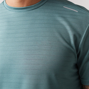 Ensemble deux pièces d'été décontracté pour hommes-Short de survêtement respirant et t-shirt avec logo personnalisé-Vente en gros - Product Image 4