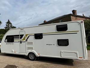 Caravane de camping pour voyages, aventures en plein air, expéditions de camping - Aluminium, garantie 2 ans, à vendre. - Product Image 2