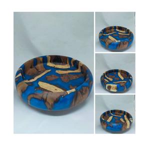 Bol décoratif en résine fabriqué à la main, surface lisse et brillante, look artistique élégant, idéal pour la décoration de la table à manger ou du salon - Product Image 2