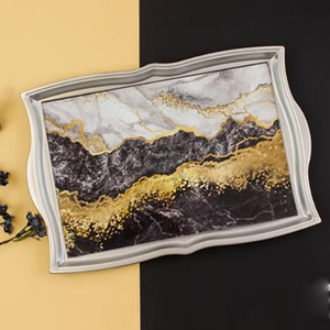Plateau décoratif rectangulaire en bois artisanal de qualité supérieure, imprimé avec un motif floral, design personnalisable - Product Image 1