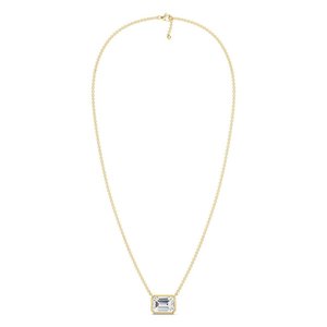 จี้สร้อยคอทรงเอเมอรัลด์คัทแบบเบเซลโซลิแทร์ - Product Image 2