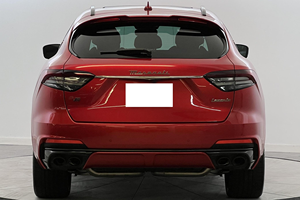 MASERATI LEVANTE TROFEO 2022 USADO, Volante a la Izquierda/Derecha - Product Image 5