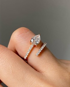 Anillo de Plata de Ley con Circonita Blanca de Corte Elegante, Joyería de Plata 925 para Mujer, Anillo al por Mayor - Product Image 2