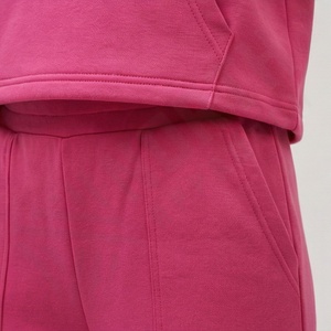 Conjunto Deportivo de Dos Piezas para Mujer, Personalizado, de Alta Calidad, Informal, para Invierno, con Sudadera Corta con Capucha y Pantalones Jogger - Product Image 5
