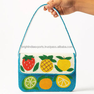 Borsa Clutch da Cocktail Ricamata in Turchese con Design Limone Martini per Feste Serale - Product Image 1