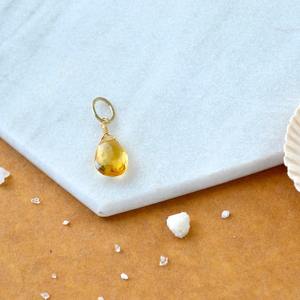 Colgante de Citrino en Forma de Lágrima, Piedra Natal de Noviembre, Gema Amarilla, Chapado en Oro Rosa, Joyería Delicada Hecha a Mano - Product Image 3