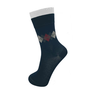 Chaussettes de fête de mariage unisexes respirantes à séchage rapide antidérapantes au design personnalisé en viscose de bambou et polyester en vente - Product Image 1