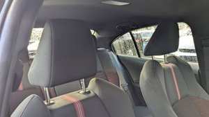 Toyota Corolla SE 2023 d'occasion en excellent état, automatique, turbo, cuir, jantes R16, coupé, conduite à gauche, toit ouvrant, caméra de recul 360°, norme Euro II. - Product Image 2