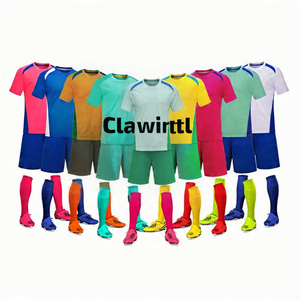 Maillots de football pour hommes de qualité supérieure du Pakistan 2025 – Kits personnalisables avec nom et numéro, manches courtes, en polyamide à séchage rapide, col ras du cou – Vente en gros - Product Image 4