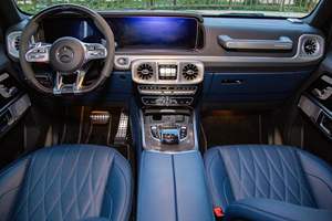 AMG G63 2021 ~11 000 milles, V8 biturbo, 4 roues motrices, Designo Night Black Magno - Product Image 4