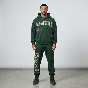 Ensemble survêtement homme personnalisé vert foncé avec sweat à capuche et pantalon cargo en molleton de coton, style streetwear, vente en gros OEM - Product Image 5