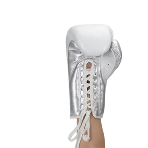 Guantes de Boxeo Chrome Heart Personalizados Más Vendidos con Parches Elegantes y Cordones, Equipo de Artes Marciales Personalizado - Product Image 2