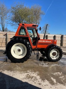 Fiat New Hollandd 100-90 4WD 1999 UK tracteur Livre de bord complet ici 40k Boîte de vitesses 2800 h Cabine super confort Pneus arrière 60% - Product Image 4