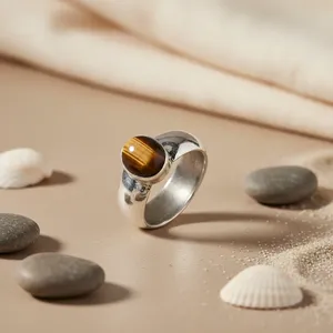 Bague de mariage et de fête pour homme en argent sterling 925 avec pierre précieuse œil de tigre jaune taillée ovale et motif étoile serti clos - Product Image 2