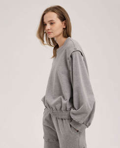 Logo personnalisé vêtements de sport demi-fermeture éclair sweat à capuche court survêtements fabricant femmes pull sweat - Product Image 3