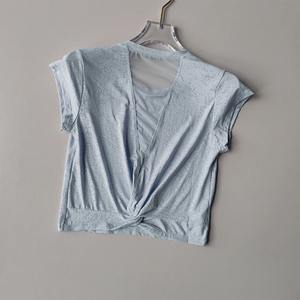 Chaqueta para correr ajustada con cremallera de secado rápido para mujer, ropa exterior dryfit, chaqueta de entrenamiento de yoga con orificio para el pulgar - Product Image 4