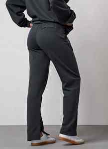 Ensemble survêtement pour femme de qualité supérieure, imprimé avec un logo personnalisé, 100% coton, 300g, sweat à capuche oversize et pantalon évasé, OEM - Product Image 3