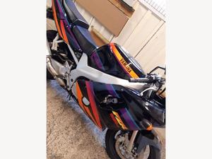 Wholesale Yamaha FZR600R Petrol Manual <b>Sportbike</b> Used 598cc 100 Bhp Fairly Used With Best Price for Sale - Product Image 2