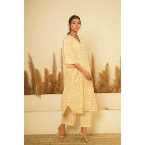 Conjunto Kurti de Algodón 100% con Estampado Floral Paisley Amarillo para Mujer, Ropa Urbana Étnica, Informal, Festiva, Estilo Indio - Product Image 3