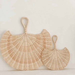 Ventilador de mano de bambú, accesorio de mano de algas marinas, artesanía para verano, 99 DATOS dorados - Product Image 1