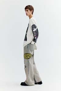 กางเกงยีนส์ทรงหลวมใส่สบายสำหรับผู้ชายกางเกงยีนส์สีเทาผ้าฝ้าย100% กางเกงปักลายแบบแข็ง - Product Image 4