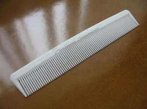 Peine Moderno para Cabello y Barba de Hueso de Búfalo Hecho a Mano, Ecológico y de Alta Calidad, Recién Llegado al Salón - Product Image 2