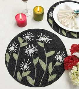 แผ่นรองจานลายใบไม้ประดับลูกปัดหลากสีสัน สไตล์หรูหรา แรงบันดาลใจจากฤดูใบไม้ร่วง งานปักมือ เป็นมิตรกับสิ่งแวดล้อม เหมาะสำหรับงานแต่งงาน ปรับแต่งได้ แบบดั้งเดิม - Product Image 3