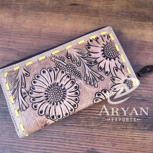 Bolso de mano de cuero de estilo occidental hecho a mano para mujer - Product Image 1