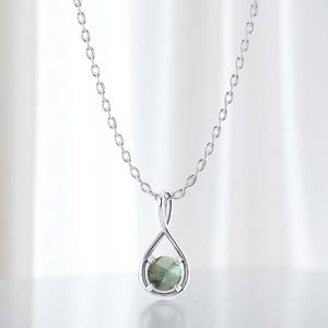 Collier avec pendentif en pierre précieuse Labradorite à facettes en forme de poire avec chaîne en argent sterling de 18 pouces bijoux de mode en gros - Product Image 1