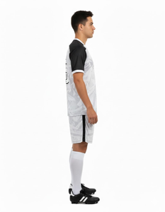 Conjuntos Deportivos Personalizados, Pantalones Cortos y Camisetas para Clubes Deportivos, Entrenamiento, Partidos y Competiciones, Suministro OEM ODM, 100% Poliéster - Product Image 4