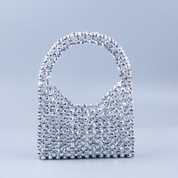 Marken-Crossbody-Tasche mit Handgewebter Massiver Metallkette, Tragbare Flip-Sling Mini-Abendtasche mit Perlen, Handgewebte Tasche