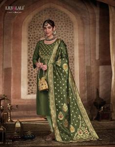 Nouveau pantalon Kurti en soie de qualité d'exportation moderne et indienne de concepteur avec Dupatta avec approvisionnement d'usine en gros de travail à la main - Product Image 5