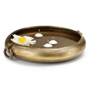 Nouvel arrivage de grand bol en métal lourd Pooja Thali en métal Urli pour la décoration de Diwali Urli en laiton forme directe Fabricant local - Product Image 1