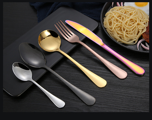 Ensemble de couverts arc-en-ciel avec surface multicolore lisse, fabriqué en acier durable, idéal pour les repas en famille et décoratif - Product Image 3