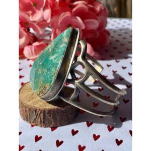 Royston Turquoise & Sterling Silver Cuff Bracelet Navajo Handmade Cultural Collectible Jewelry - Product Image 4
