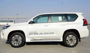 Caméra de recul pour Toyota PRADO 2.8L TX.L AUTOMATIQUE SUV 2024 Diesel Blanc Clair R18 Sièges en Tissu Navigation - Product Image 4