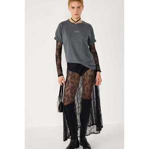 Camiseta Casual de Corte Regular, Manga Corta y Cuello Redondo, 100% Algodón para Uso Diario - Product Image 2