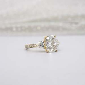 IGI Certified Three Stone Cushion Cut Engagement <b>Ring</b> with Pave Band Yellow Gold <b>Diamond</b> <b>Rings</b> - Product Image 4