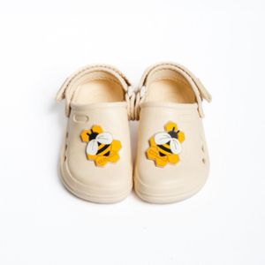Chaussons unisexes élégants CSI Summer PVS, durabilité premium longue durée, fabrication artisanale en Indonésie, semelle intermédiaire et extérieure en EVA, tige en nylon EVA - Product Image 1