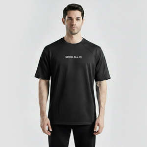 เสื้อยืดฮิปฮอปทรงพอดีตัว Limitless-OP สีดำ ผลิตจากโพลีเอสเตอร์ 100% เนื้อหนา ระบายอากาศได้ดี พร้อมลายกราฟิกและโลโก้พิมพ์ - Product Image 1