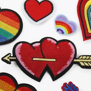 Fer brodé personnalisé d'usine pakistanaise sur badges brodés de logo avec quantité minimale de commande bas et livraison rapide - Product Image 4