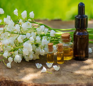 น้ำมันหอมระเหย muguet บริสุทธิ์ | ลิลลี่แห่งหุบเขาน้ำมันสำหรับน้ำมันหอมระเหยดูแลผิวการทำน้ำหอมและการใช้เครื่องสำอาง | ผู้จัดจำหน่ายจำนวนมาก - Product Image 1